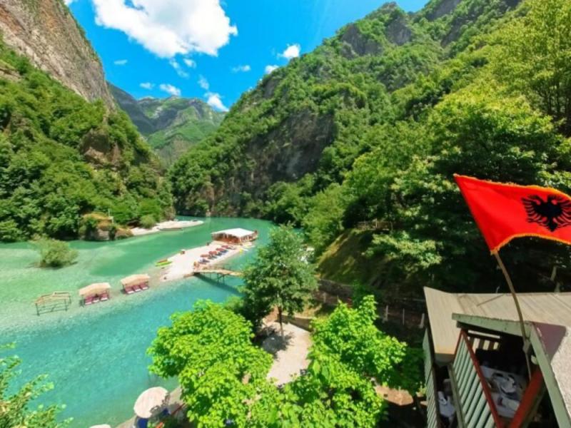 ACTIVITES SUGGEREES A PROXIMITE DE L'HOTEL